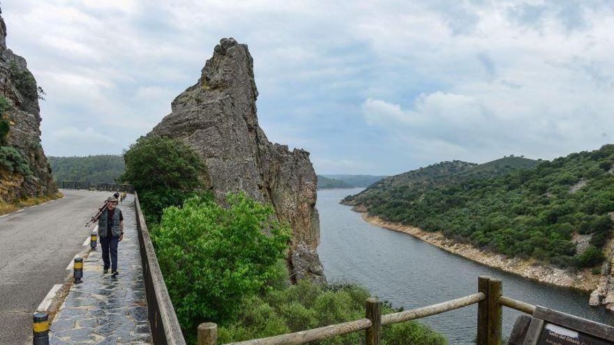 Monfragüe teme por su principal campaña de turistas