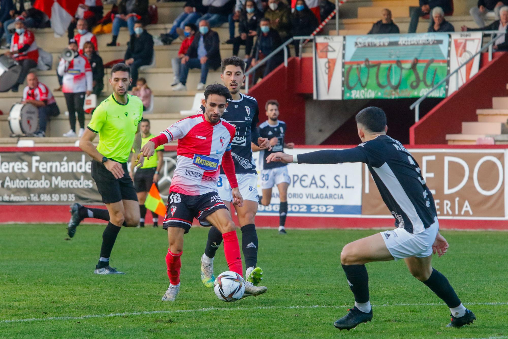 El Arosa-Compostela de A Lomba, en imágenes (0-1)