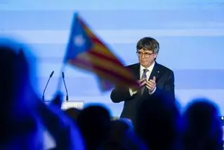 Puigdemont pide ser decisivos para romper "el pacto del 'no' suscrito entre PP y PSOE"