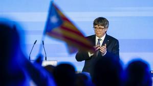 Puigdemont pide ser decisivos para romper el pacto del no suscrito entre PP y PSOE