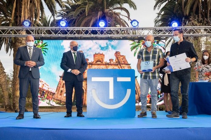 Gran Canaria reconoce a cien empresas y entidades turísticas su compromiso