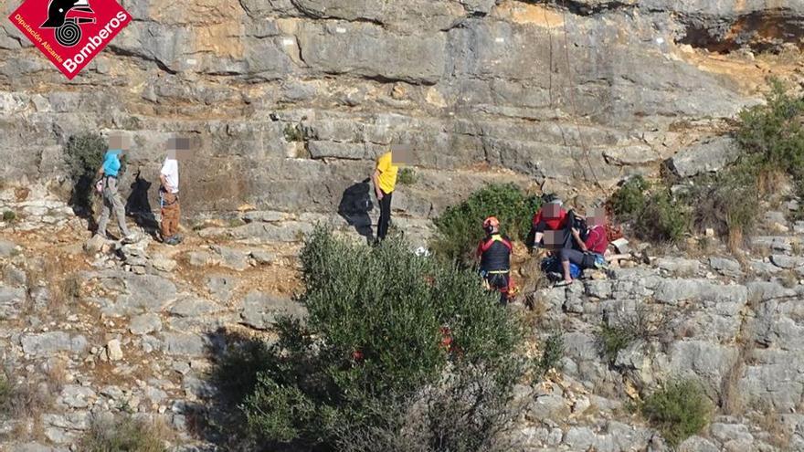 Un escalador de 80 años, herido de gravedad al precipitarse de 12 metros en Murla