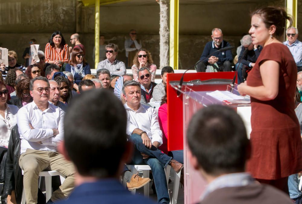 Más de 200 personas asisten al acto de precampaña de Francesc Sanguino celebrado en Las Cigarreres y al que ha asistido la la vicesecretaria general del PSOE, Adriana Lastra