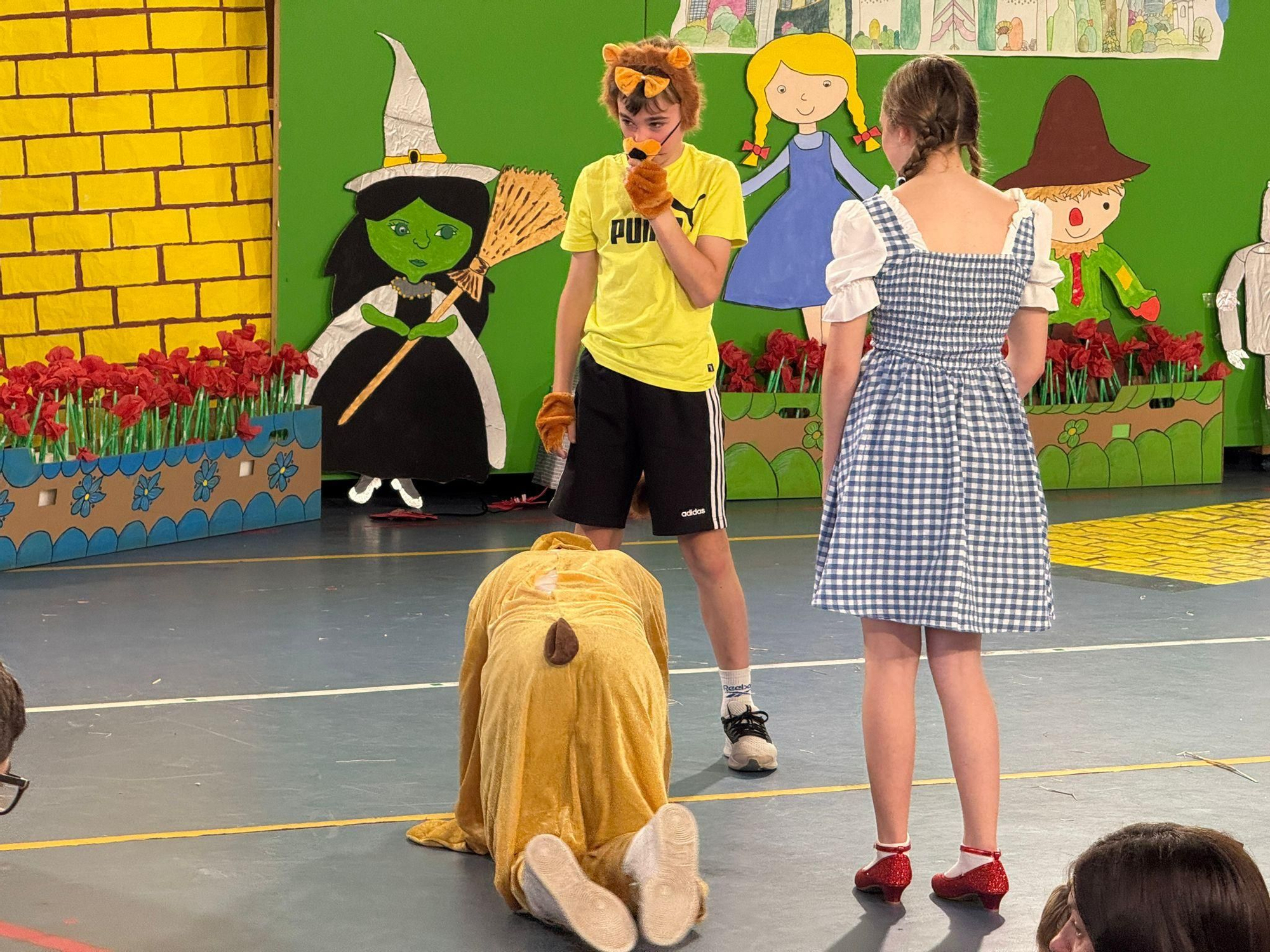 Así es "Fresnoz", la versión de los alumnos del Virgen del Fresno del mundo de Oz