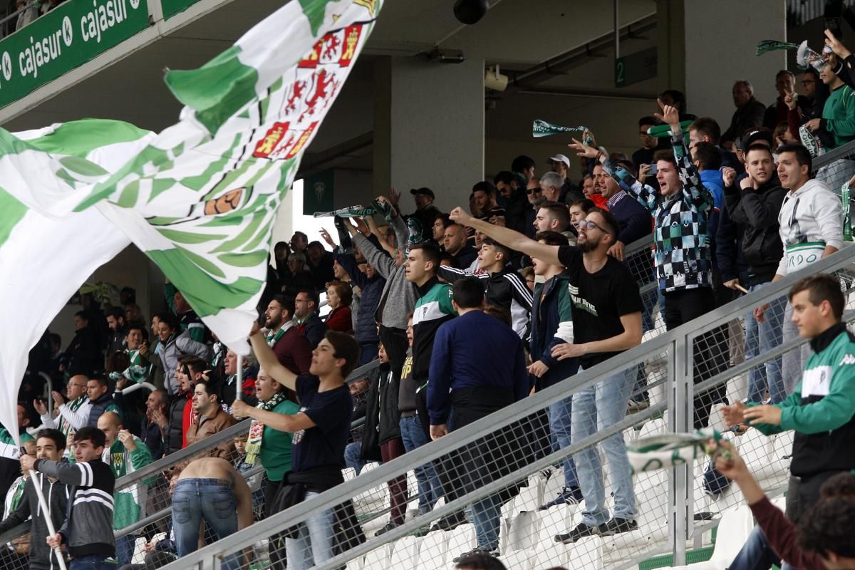 La afición cordobesista en el partido contra el Mallorca