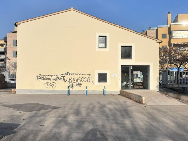 El vandalismo se ceba con el casal de barri del Molinar y la Policía Local de Palma busca a los responsables