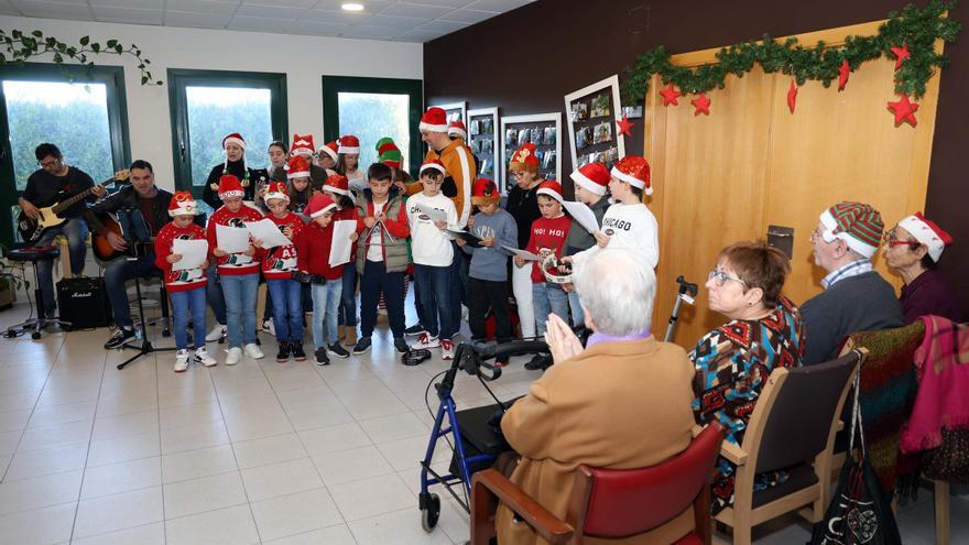 Papá Noel, villancicos y disfraces para celebrar la Navidad