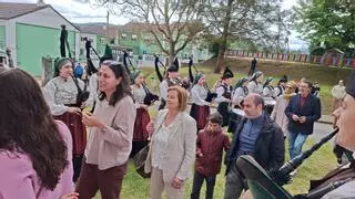 En imágenes: el colegio La Paloma de Castropol celebra su medio siglo de historia