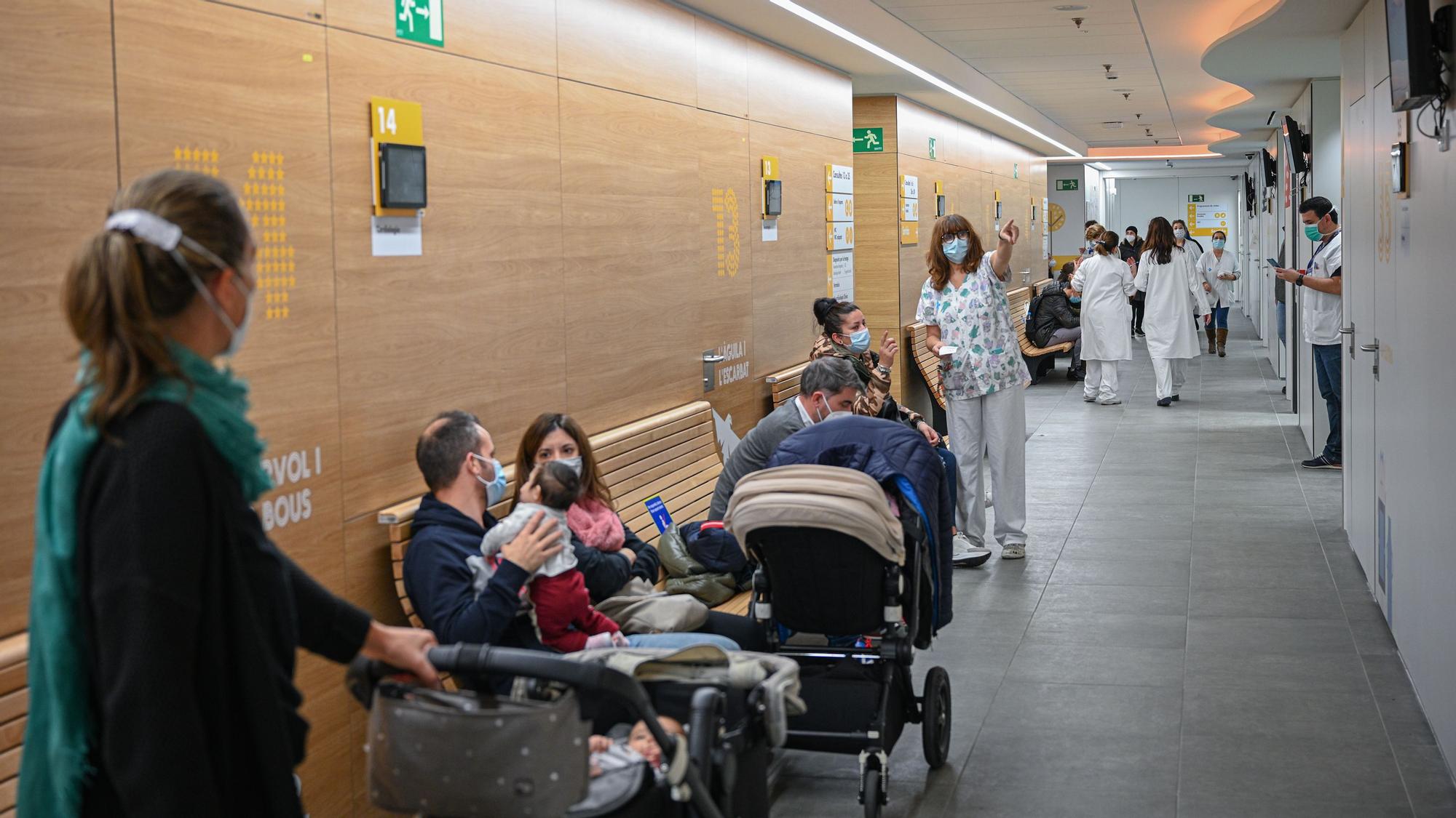 Sala de espera del Hospital Maternidad y Infantil del Vall d'Hebron.