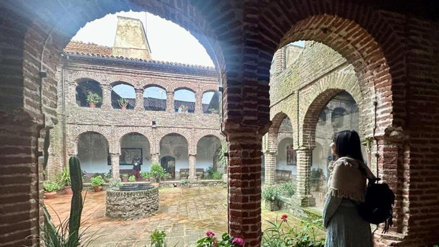 Tentudía, donde el senderismo toca el cielo de Badajoz