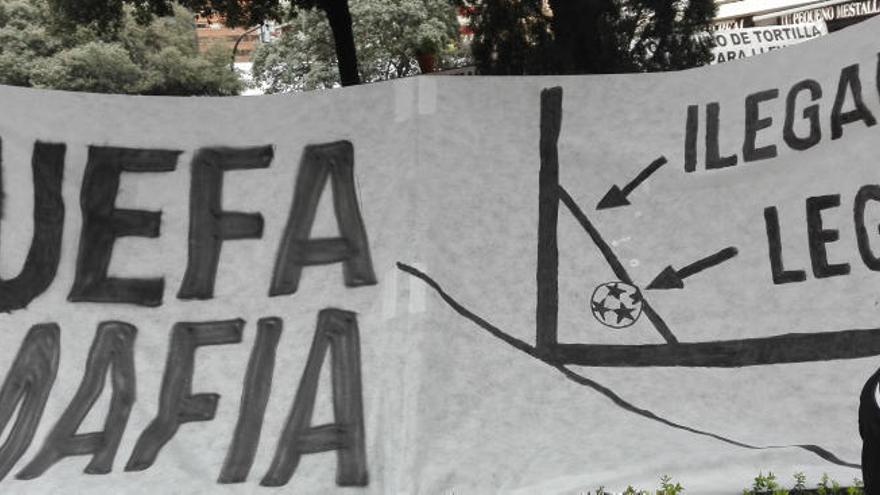 &quot;UEFA Mafia&quot; en Mestalla