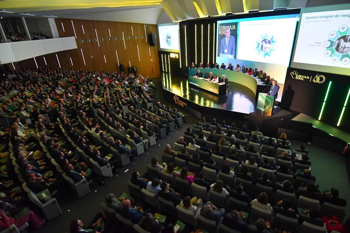 La Asamblea General Ordinaria de Eurocaja Rural, celebrada en el Palacio de Congresos de Toledo