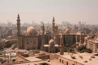 Todo lo que tienes que visitar en El Cairo si viajas a Egipto: cultura milenaria, una Maravilla del mundo y bazares intactos
