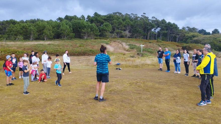 Socios de Anhida, en una actividad en familia de la asociación. | // L. O.