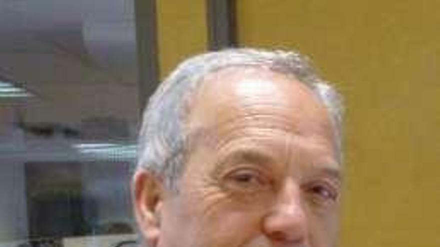 Ramón García.