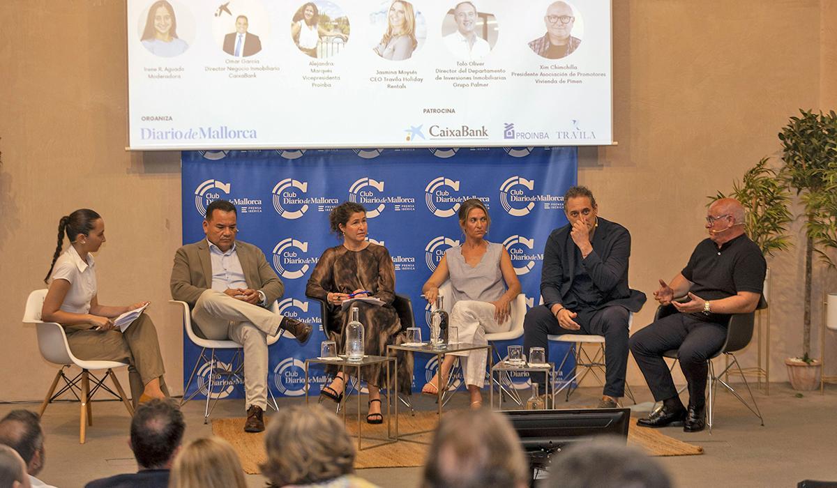Irene R. Aguado, Omar García, Alejandra Marqués, Jasmina Moyses, Tolo Oliver y Xim Chinchilla.