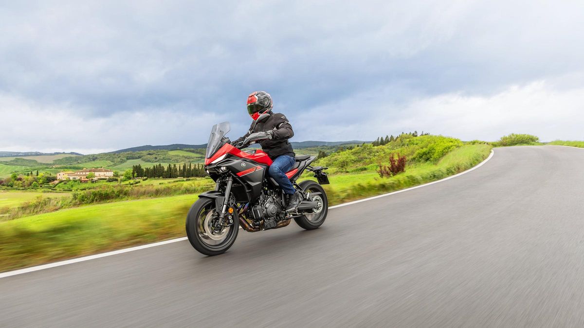 Yamaha Tracer 7, equilibrio total