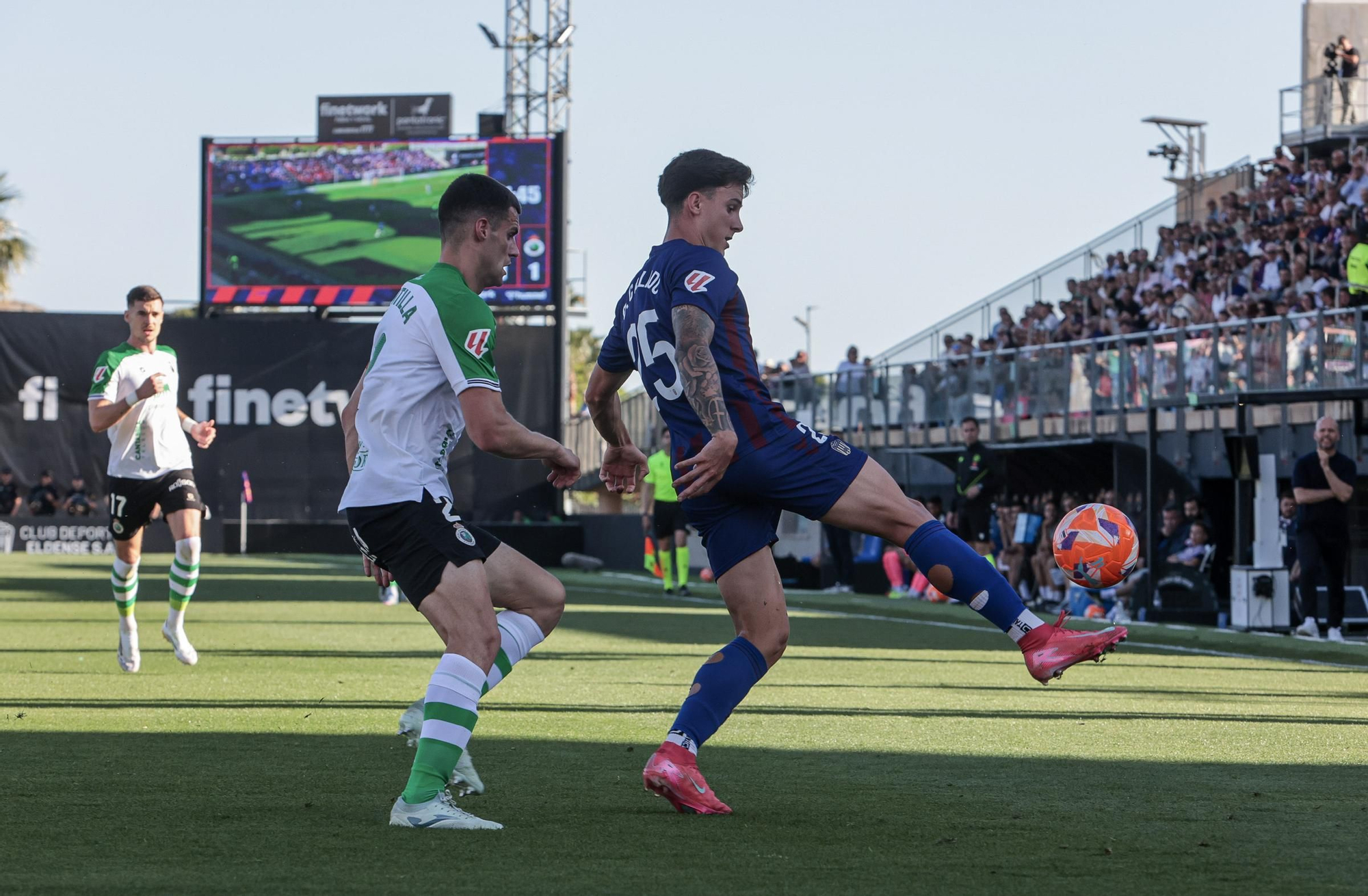 El Eldense desciende a Primera Federación tras el empate contra el Racing