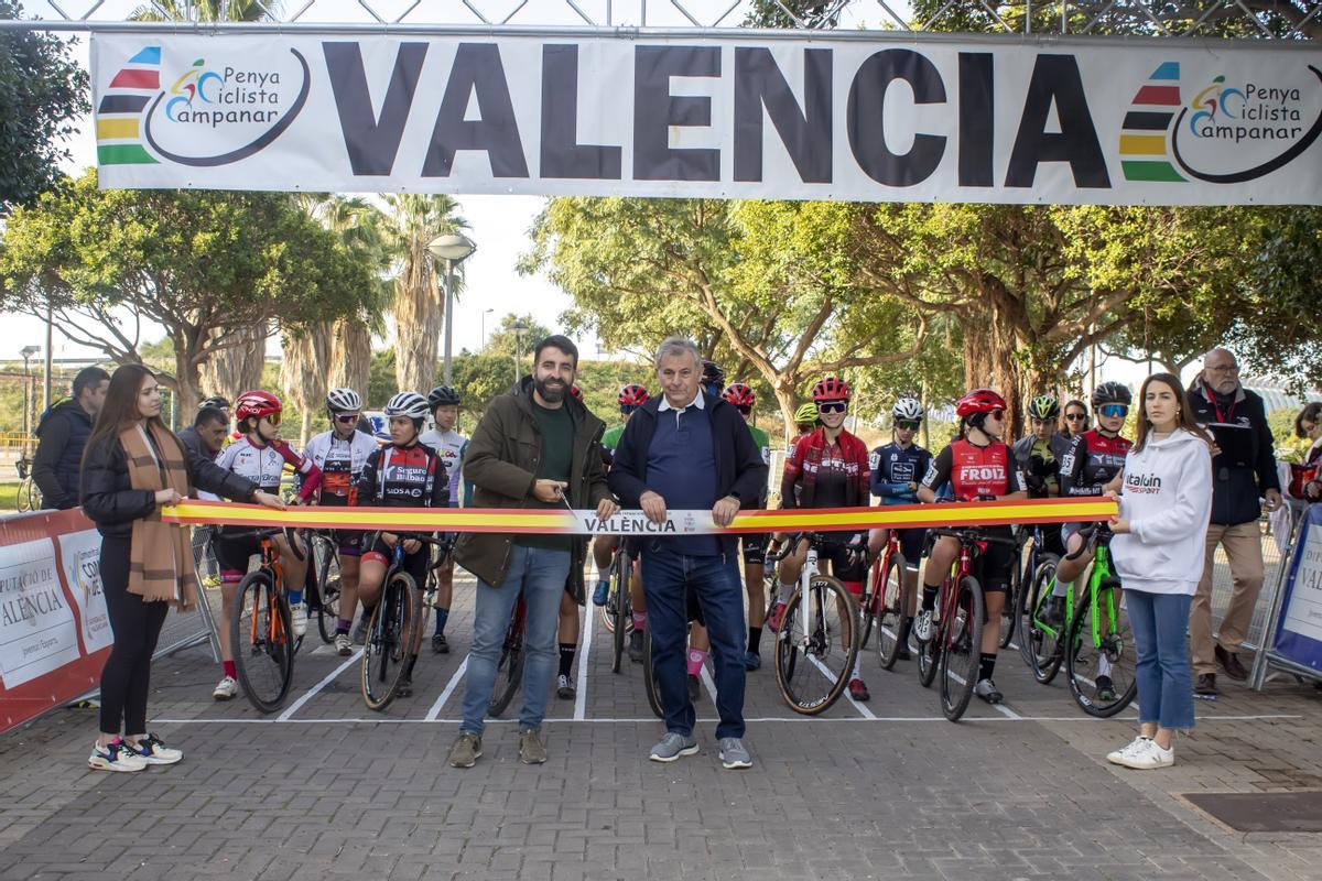 Momento de la salida del XXV Ciclocross Ciutat de València.