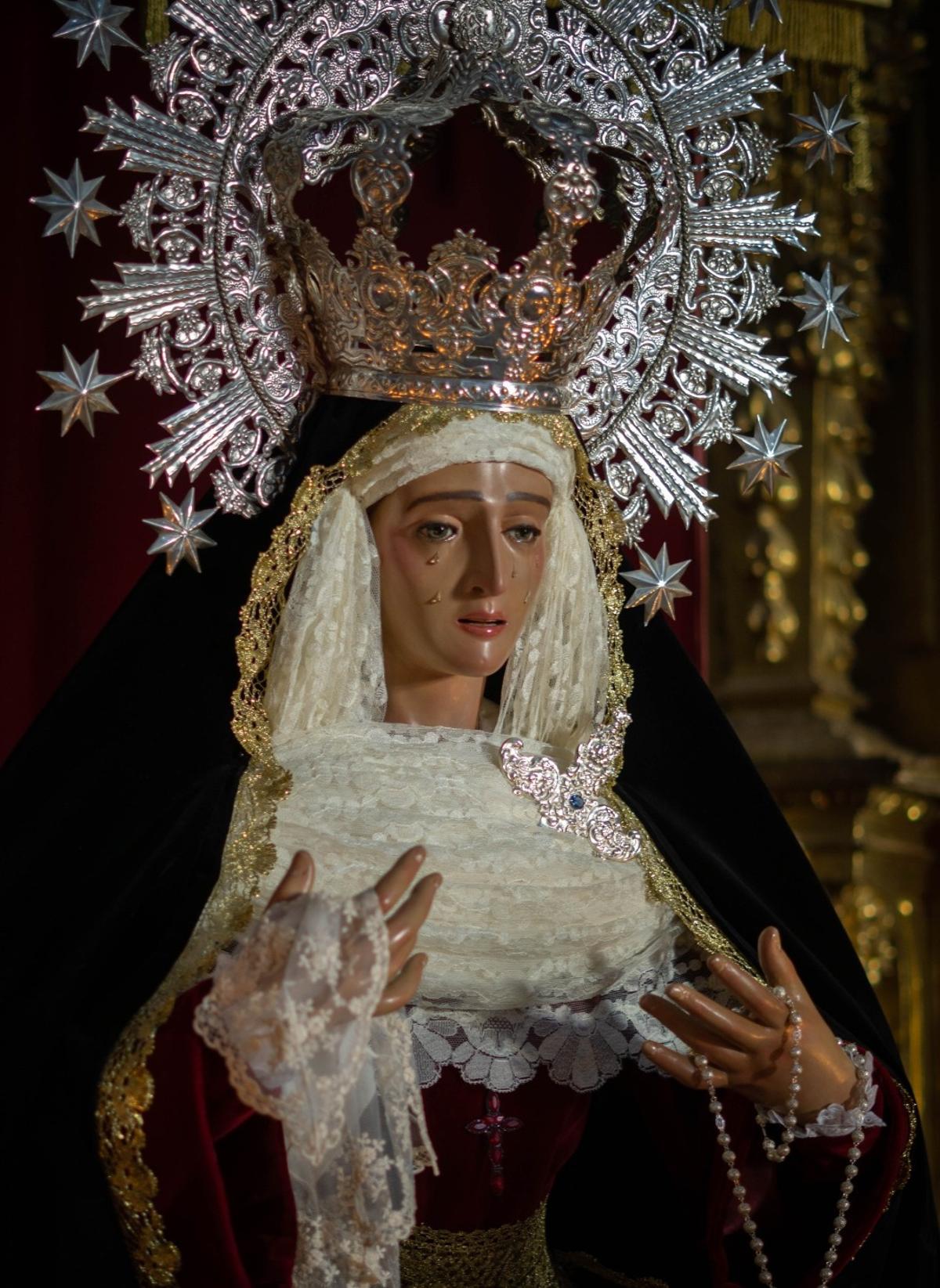 Primer plano de la Virgen de la Salud, que aún no procesiona.
