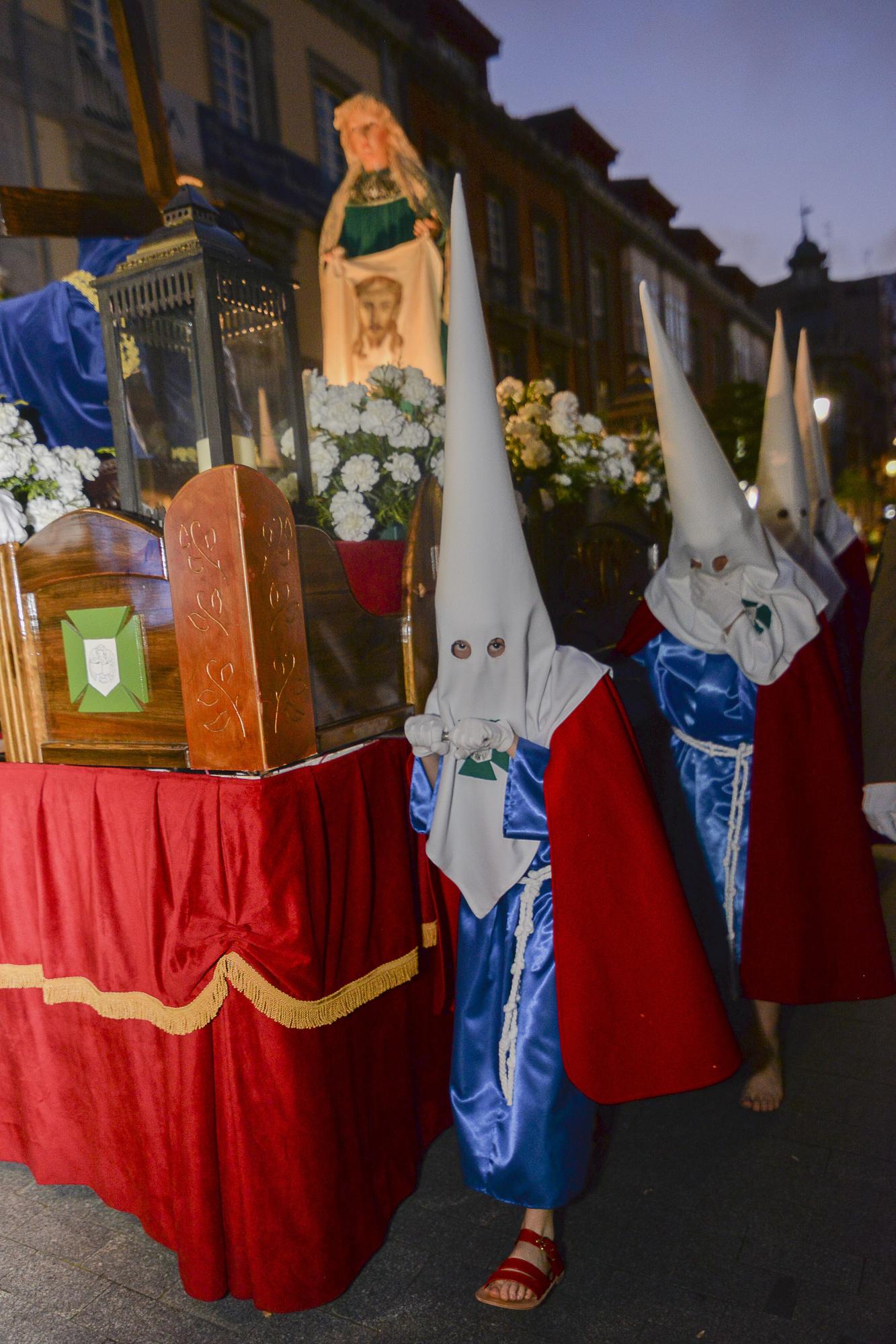 EN IMÁGENES: Los sanjuaninos protagonizan la procesión de la Tercera Palabra en Avilés