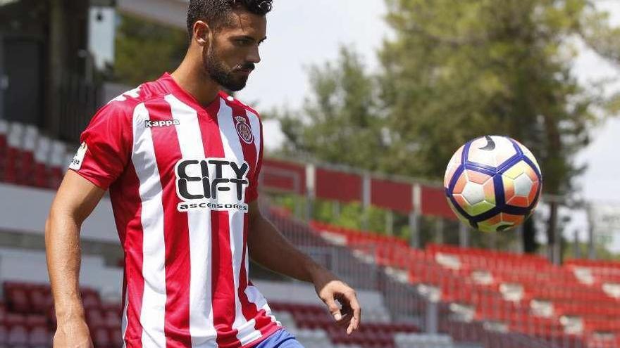 Pablo Marí, con la camiseta del Girona.