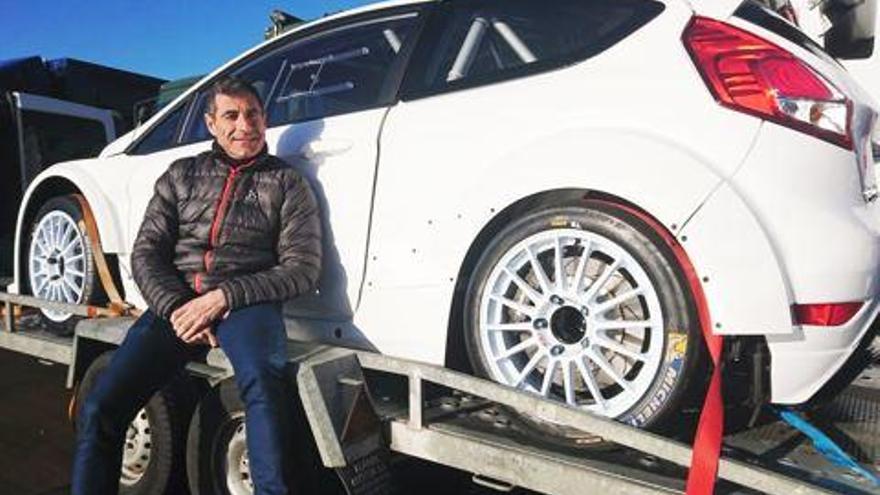 Miguel Fuster defiende su liderato en el Rally de Islas Canarias