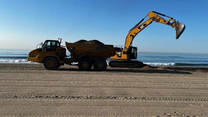 Costas agiliza la regeneración de las playas para tenerlas listas para San Juan