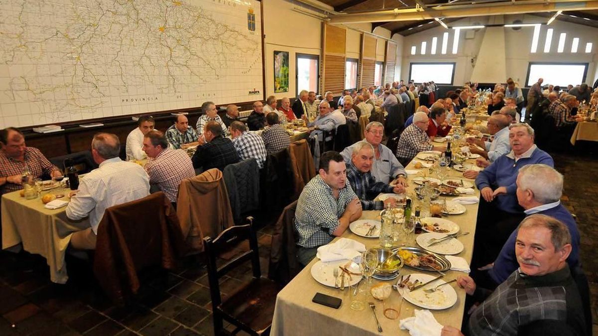 Una edición anterior de la comida de los trabajadores del pozo Tres Amigos. | LNE