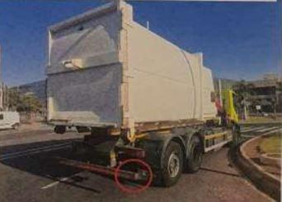 El camión implicado en el accidente.