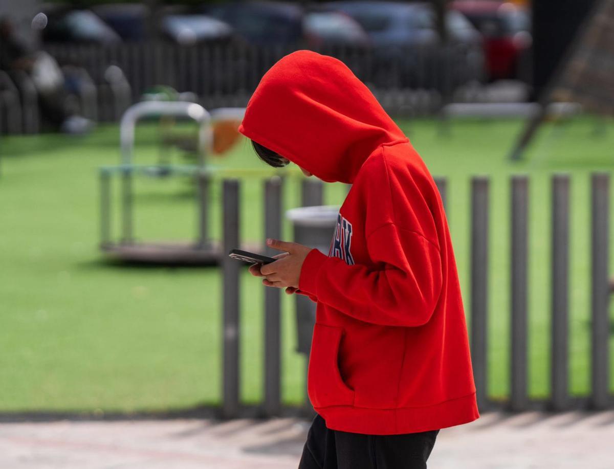 Sánchez recicla com a novetat el veto de les xarxes als menors de 16 anys