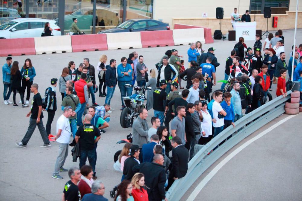 Miles de personas celebran con Joan Mir el título de Campeón del Mundo de Moto3