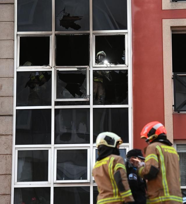 Otro hombre herido se arrojó por la ventana de un segundo piso para evitar se atacado.