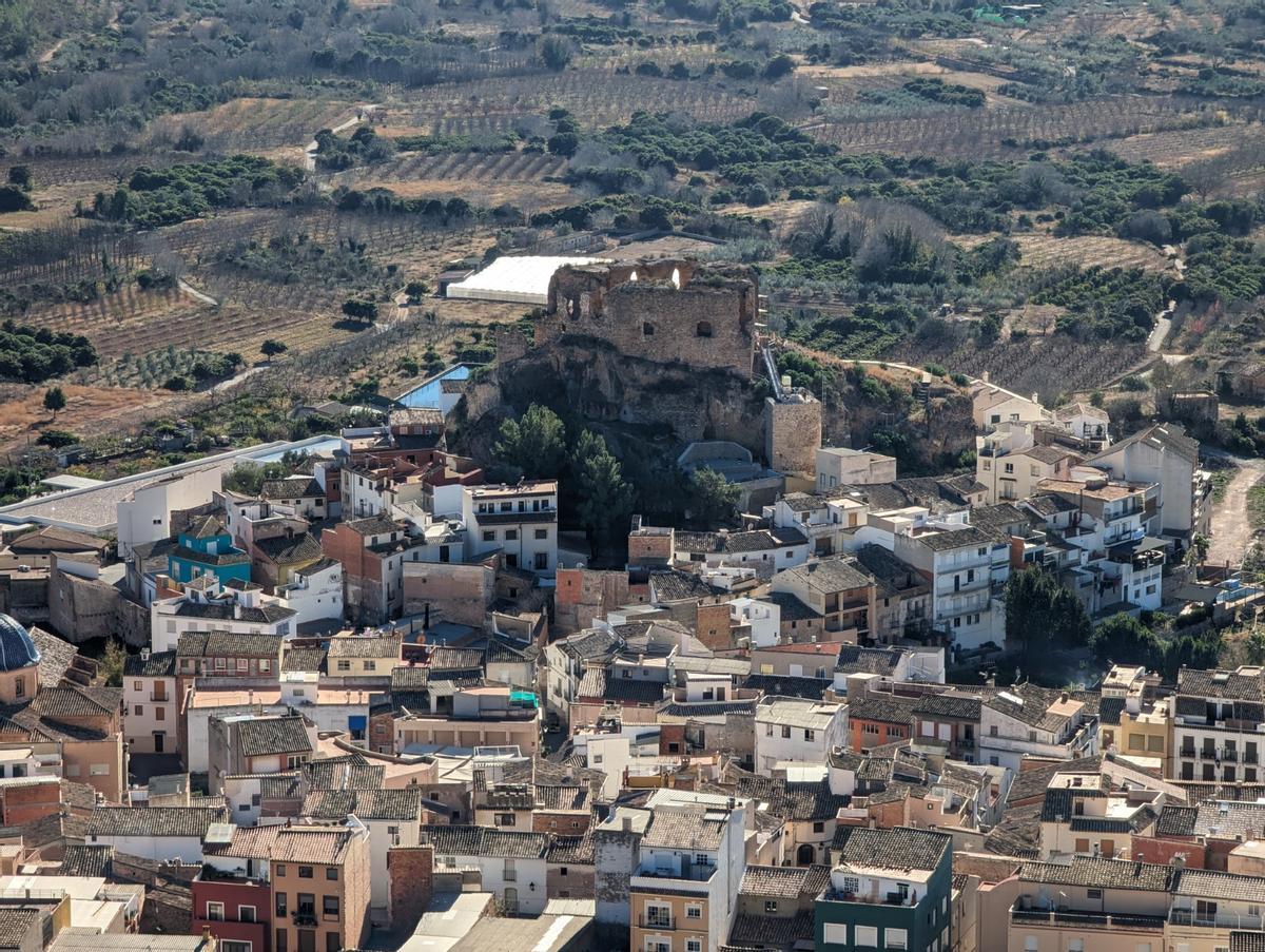Panorámica de Castellnovo, municipio situado en la comarca del Alto Palancia.