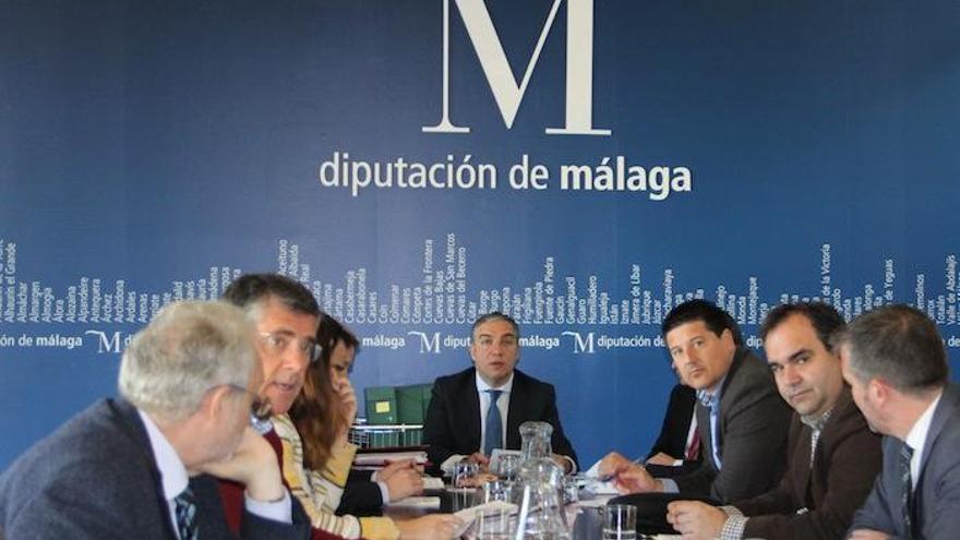 La Diputación concederá ayudas a los Servicios Sociales