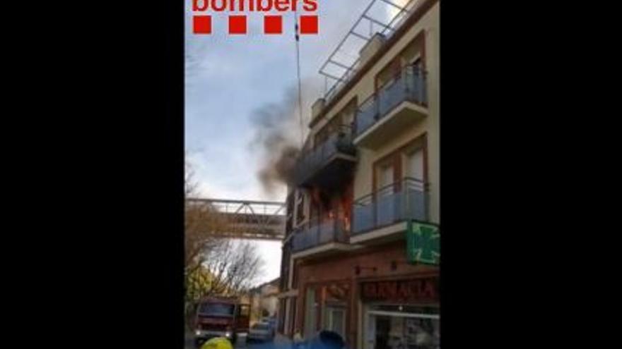 Incendi a un habitatge de Colera