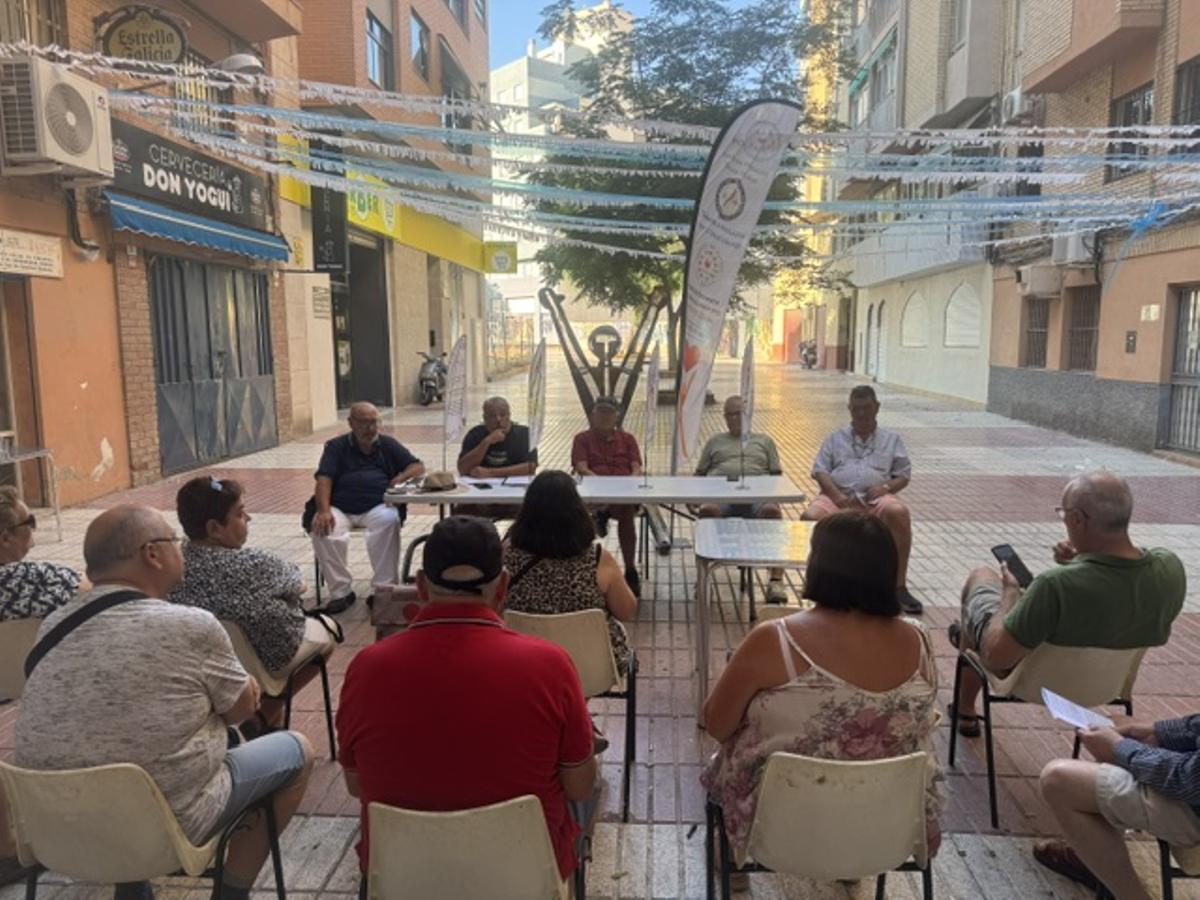 Asamblea de Apci en la que se ha dado a conocer su disolución.