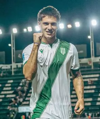 Tiziano Perrotta, "una joya del fútbol argentino" para el Elche del futuro