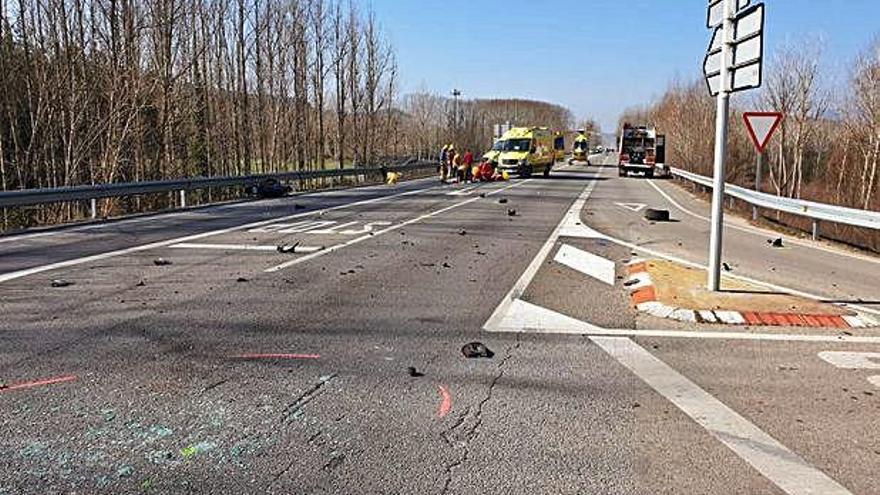 Un motorista va morir en aquest punt de Sant Feliu de Buixalleu.