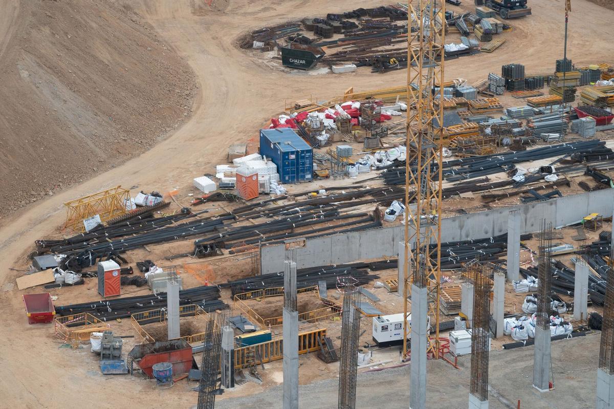 En imágenes | Así avanzan las obras en el estadio de fútbol de La Romareda