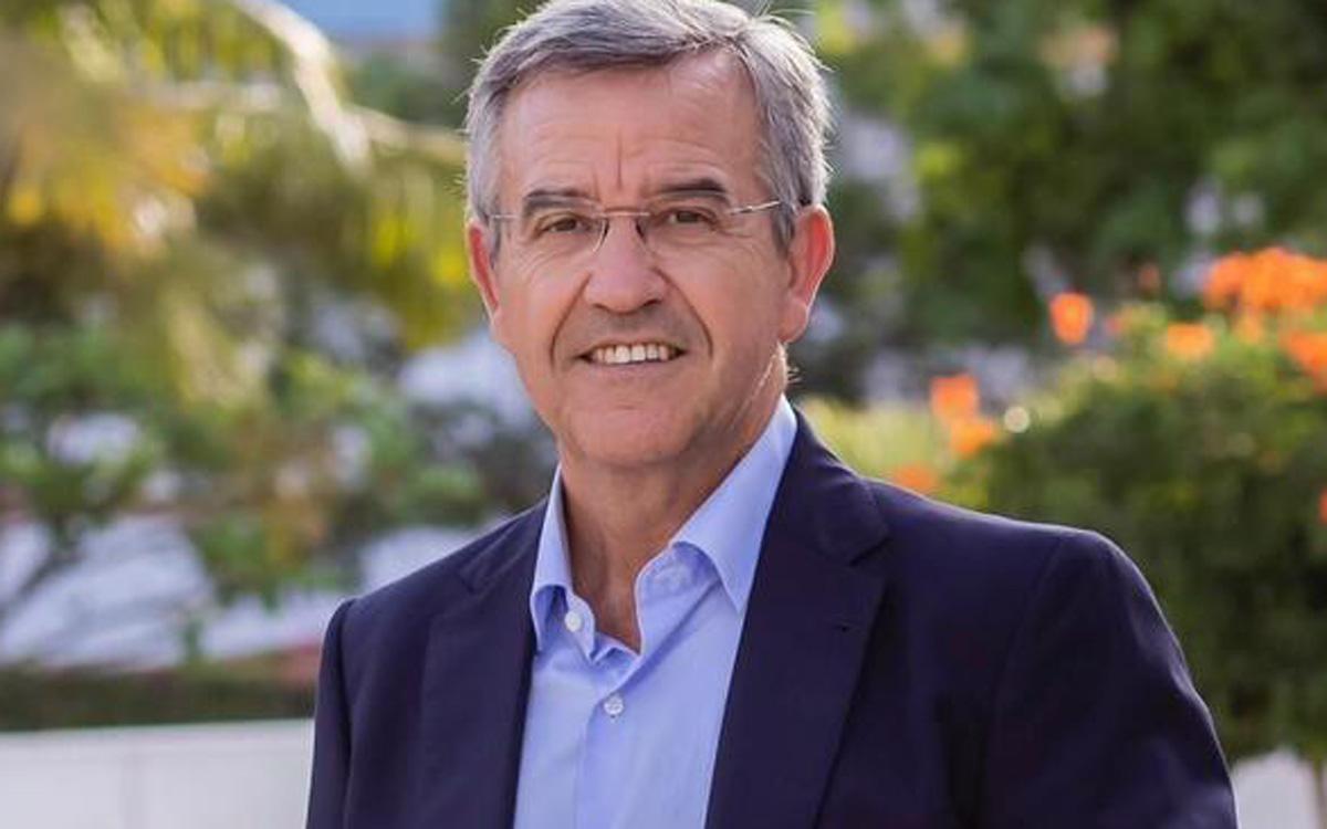 Solicitan investigar a la novia del hijo del alcalde esteponero, José María García Urbano.