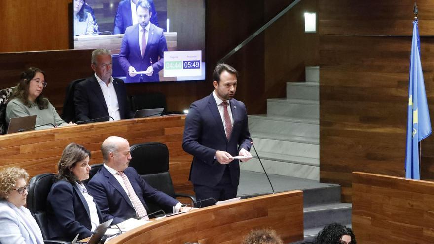 Queipo (PP) reta al Gobierno sobre la oficialidad: &quot;Convoque elecciones&quot;