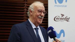 El exseleccionador español Vicente del Bosque durante la presentación de la edición 2026 del campus de fútbol de verano Vicente del Bosque Football Academy celebrada este miércoles en el Salón de Actos del Palacio de Cibeles de Madrid. 