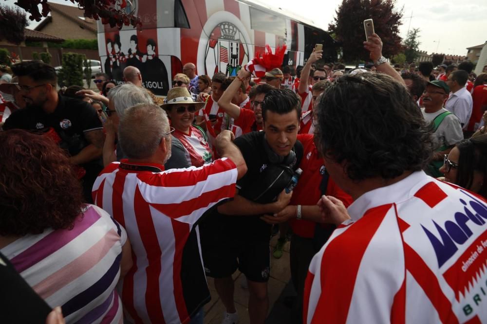 La afición del Zamora CF enciende Haro