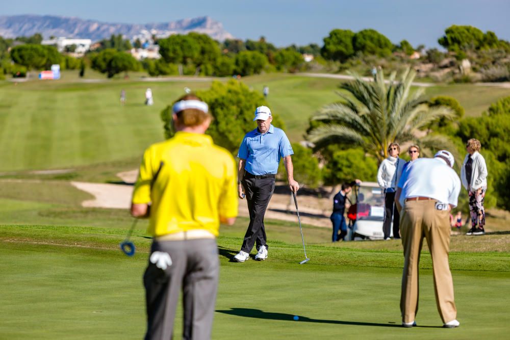 Olazábal y Jiménez lideran el elenco de legendarios golfistas que disputan a partir de hoy el Costa Blanca Seniors Masters en el hotel Villaitana