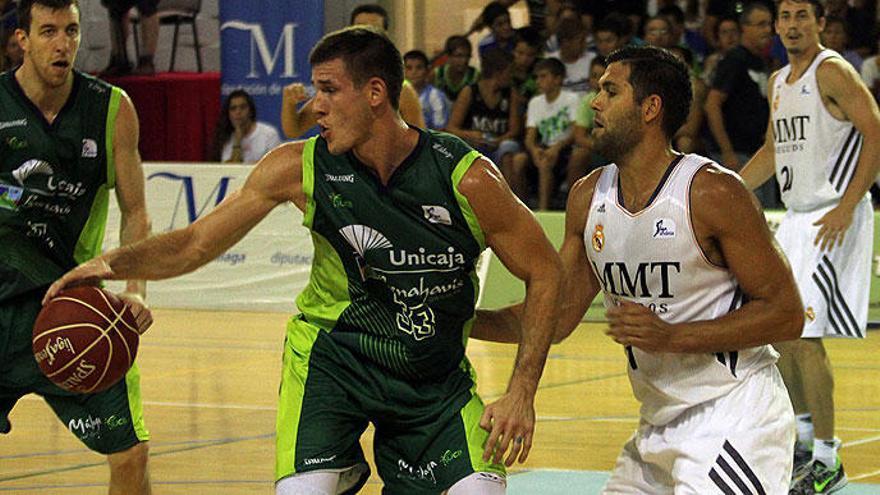 Nik Caner-Medley, en el Torneo Costa del Sol disputado este verano en Estepona ante el Madrid.