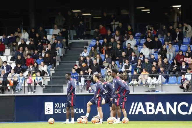 Entrenamiento abierto al público del Deportivo el Viernes Santo