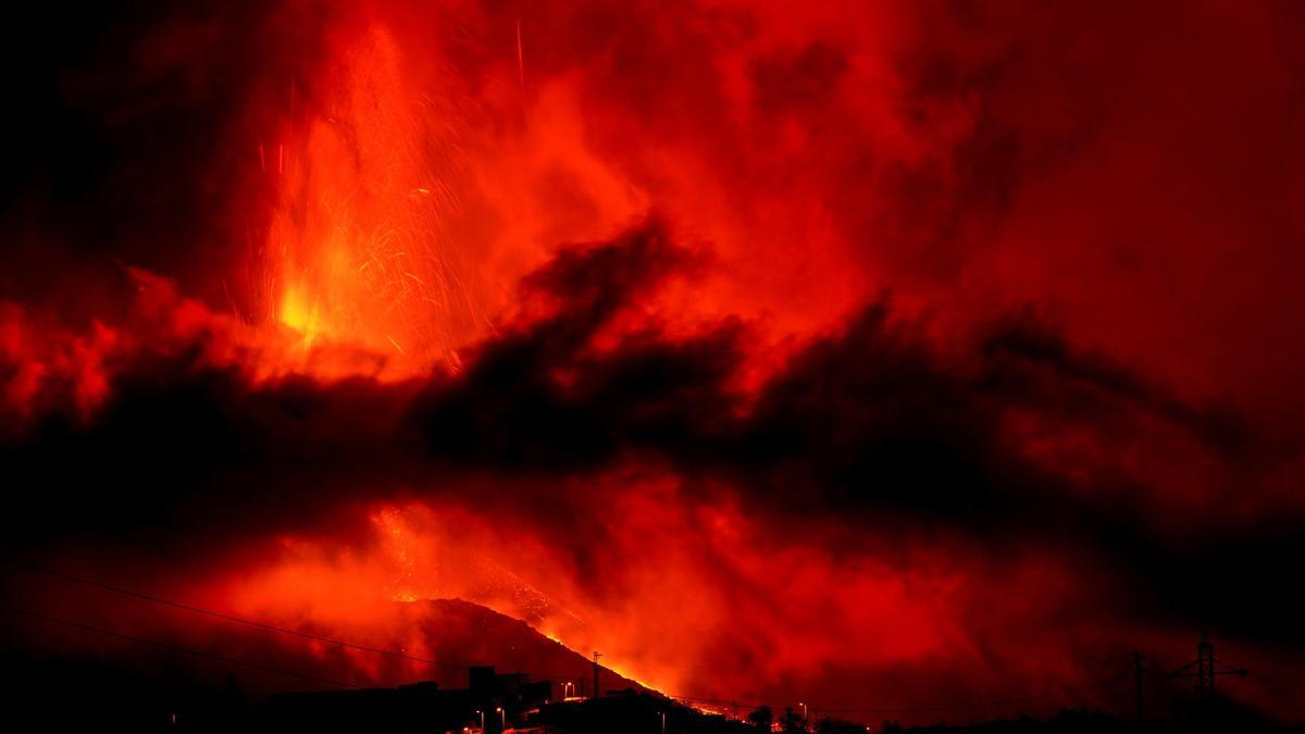 Cambia la composición de la lava, síntoma de que la erupción podría estar remitiendo.