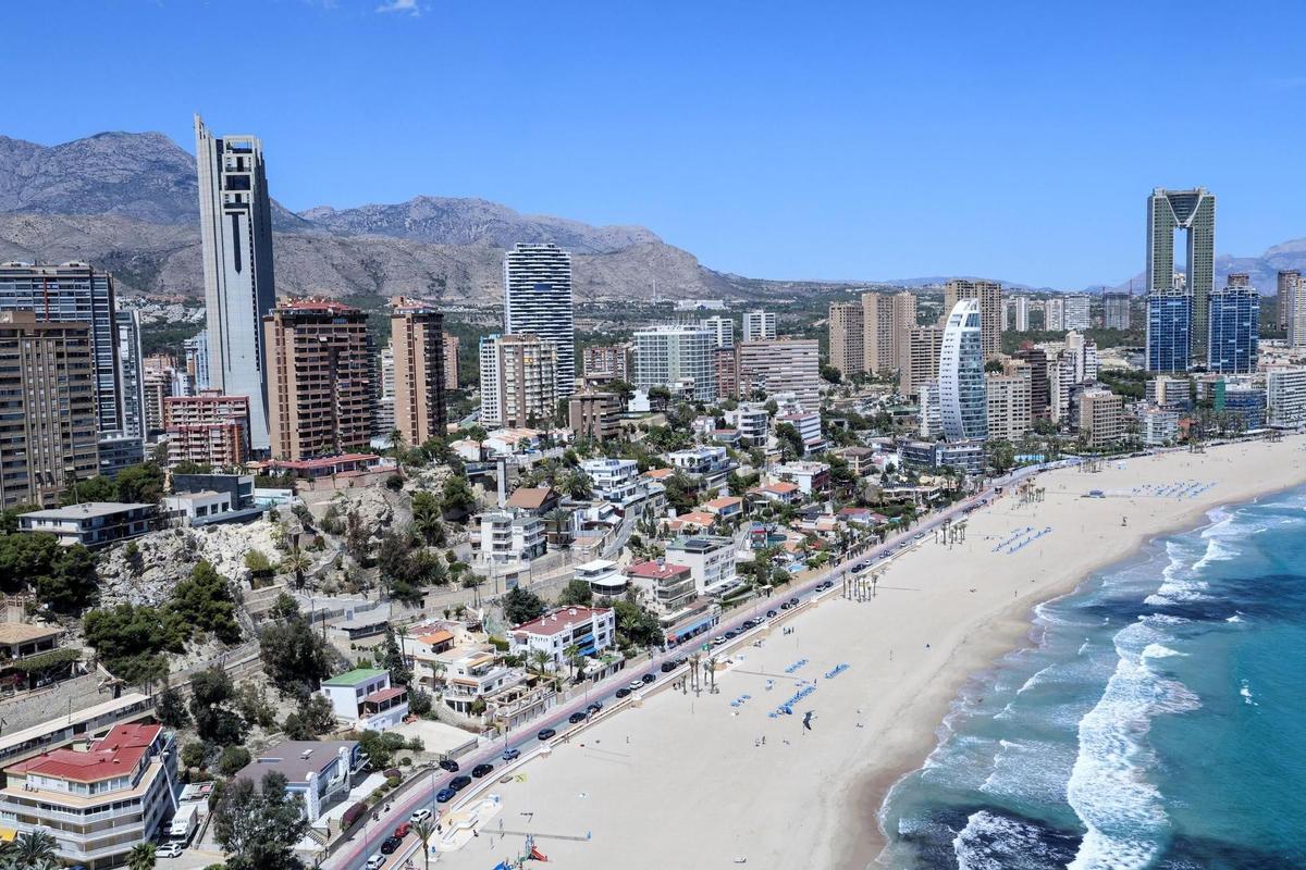 Una panorámica de la ciudad de Benidorm.