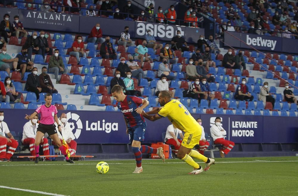 Levante UD - Cádiz, en imágenes